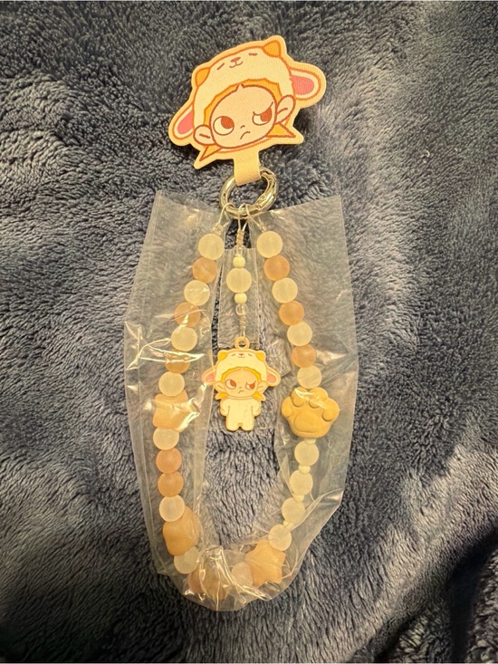 POP MART Accessories - Pop Mart POP BEAN Pajama party mobile phone chain